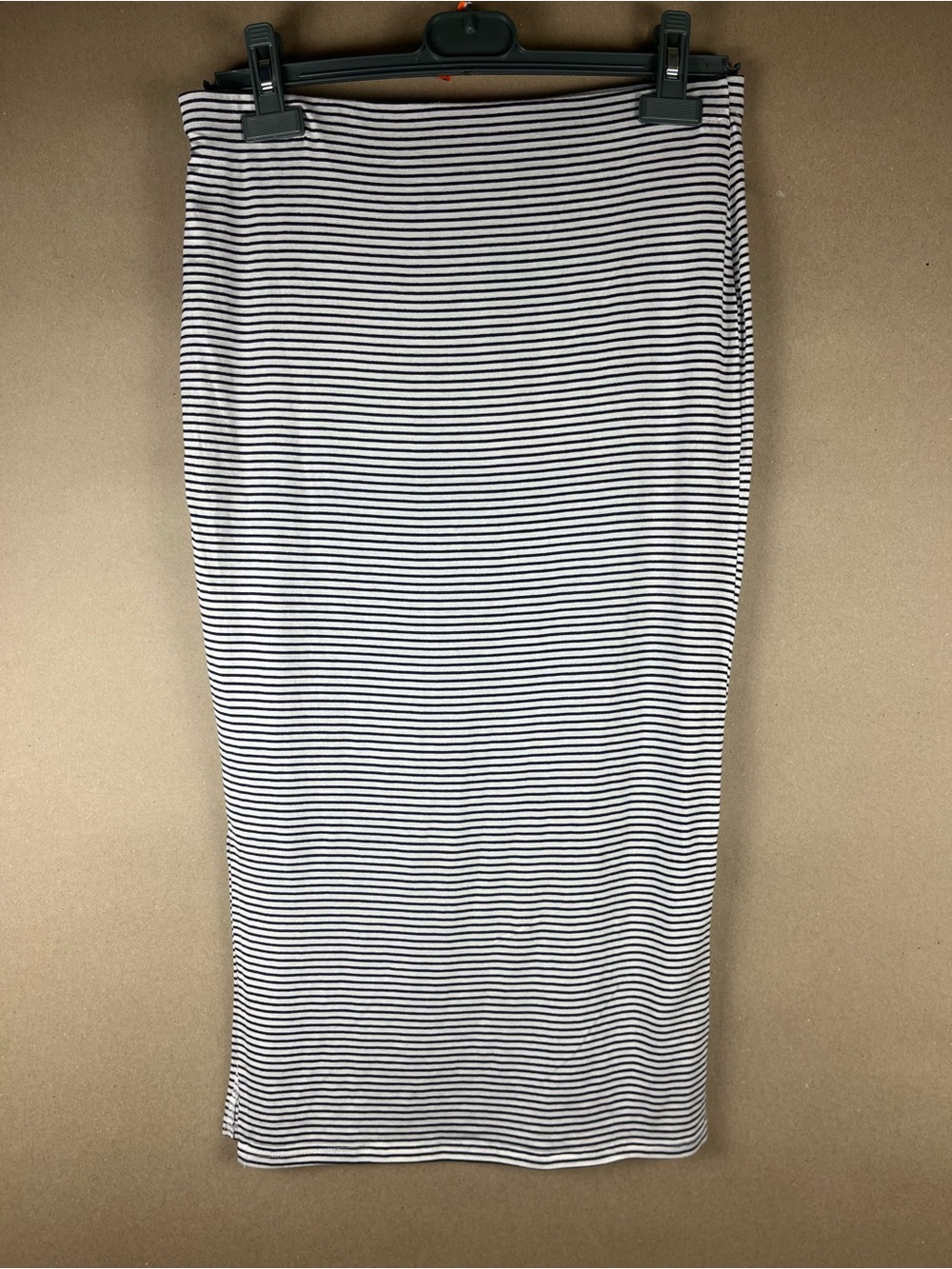 LA Relaxed NWT Maureen Navy Stripe Midi Skirt Small Made USA Side Slit